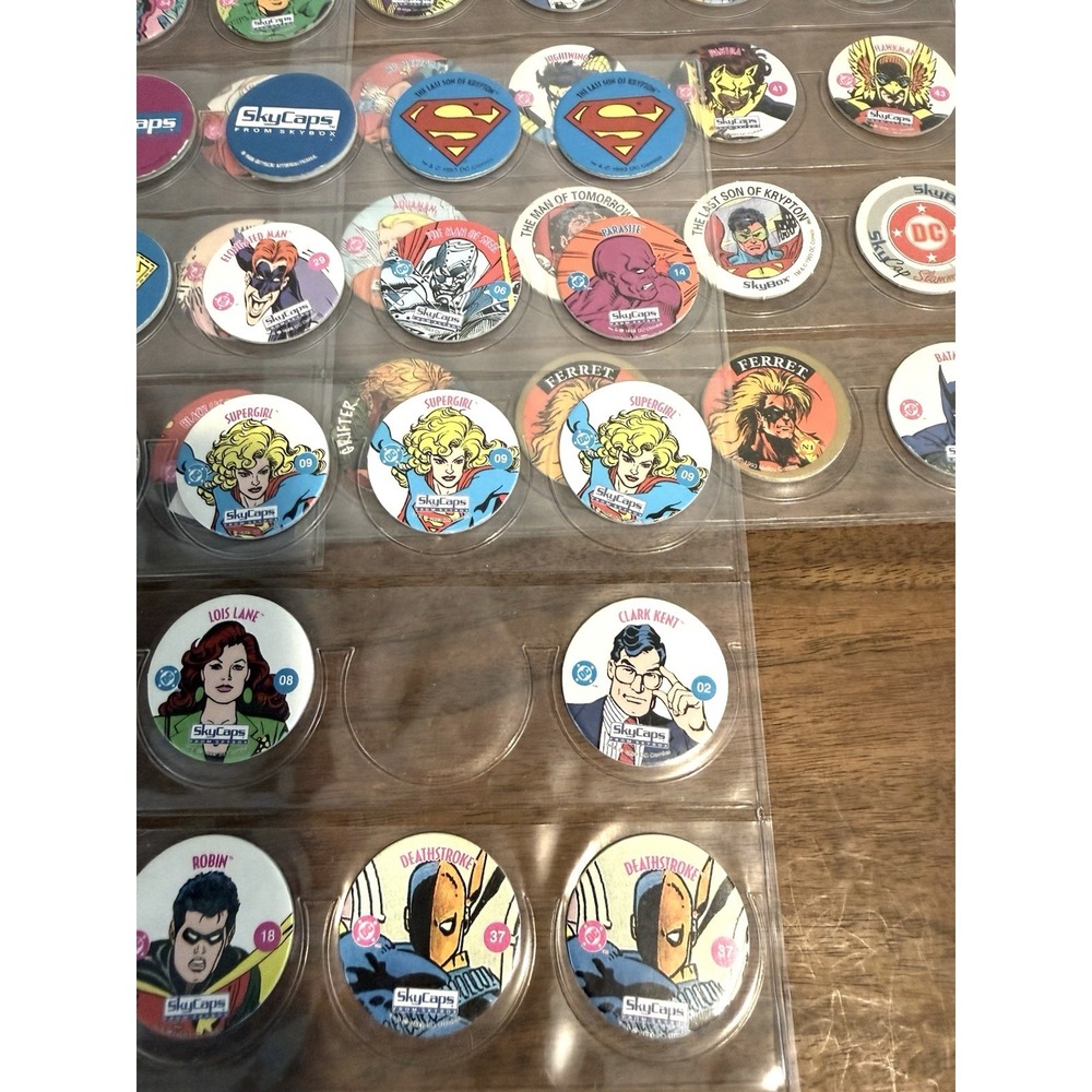 Lot of 59 Pogs DC Comics SkyCaps SkyBox from 1993 Superman Clark Kent Aquaman - Picture 3 of 11